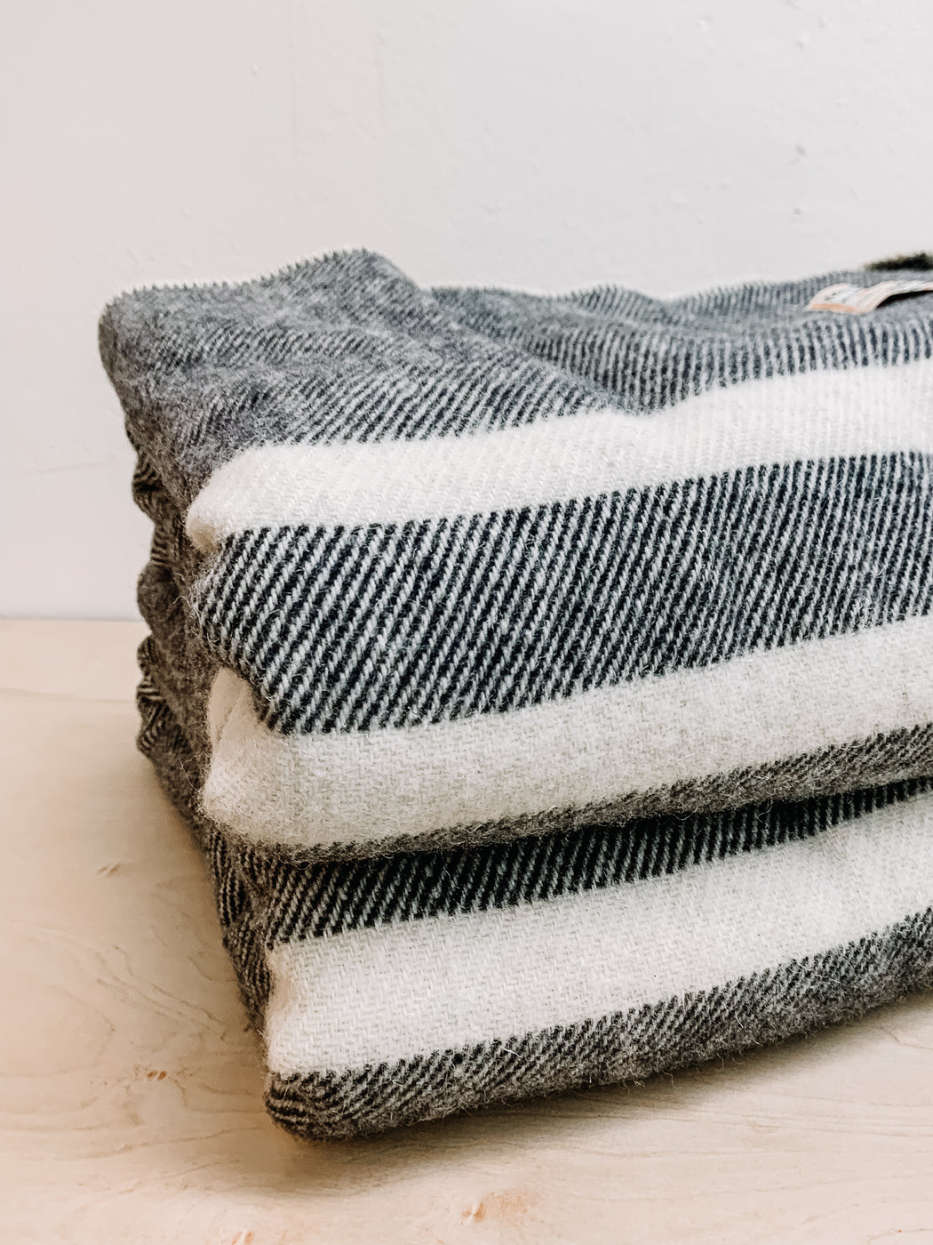 MacAusland - Double Wool Blanket Black