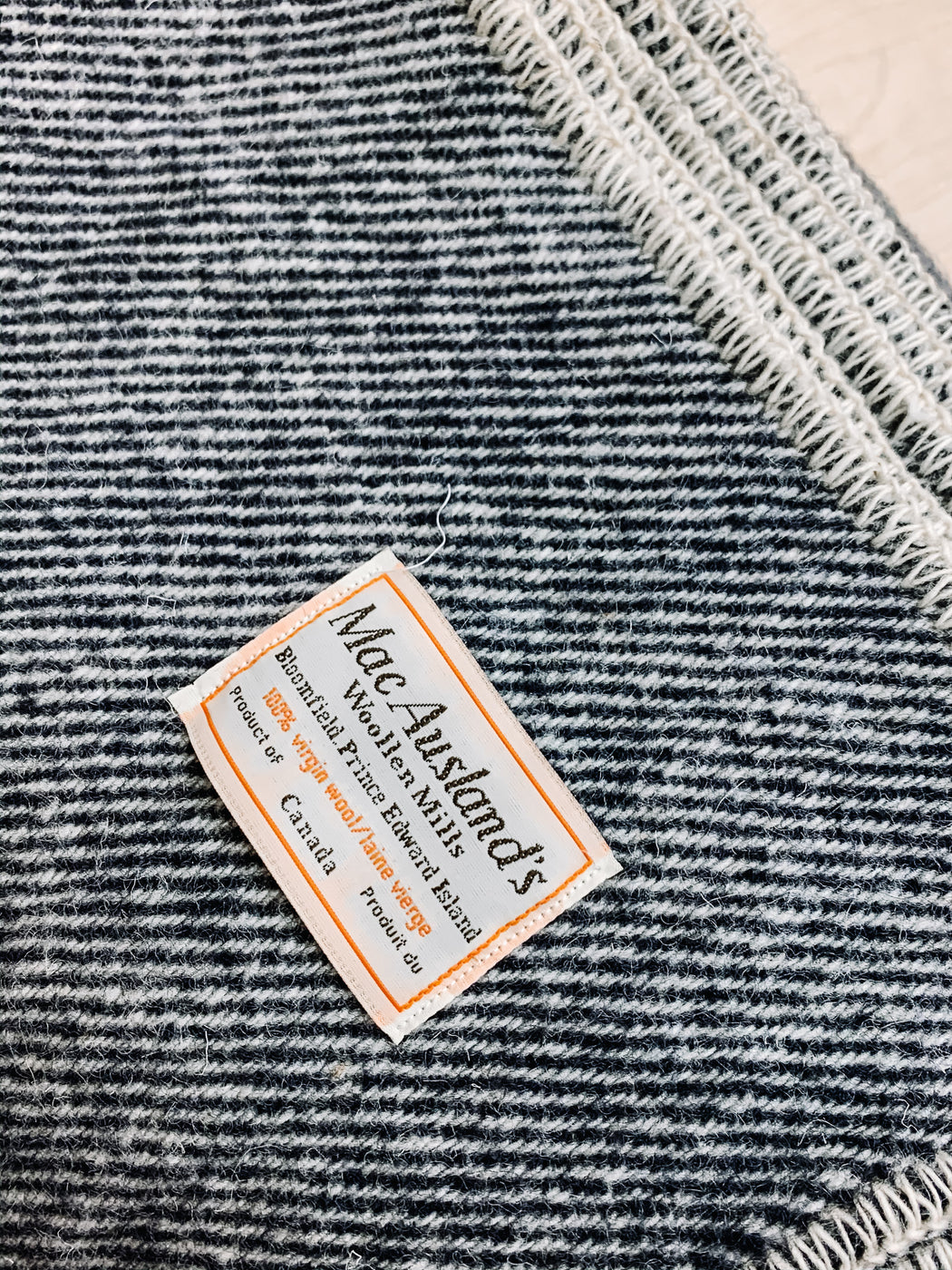 MacAusland - Queen Wool Blanket Black