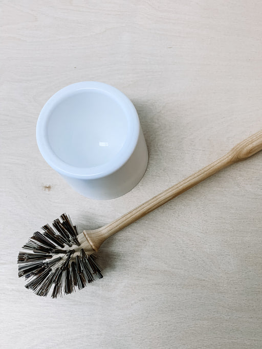 Iris Hantverk- Toliet Brush w/White Cup