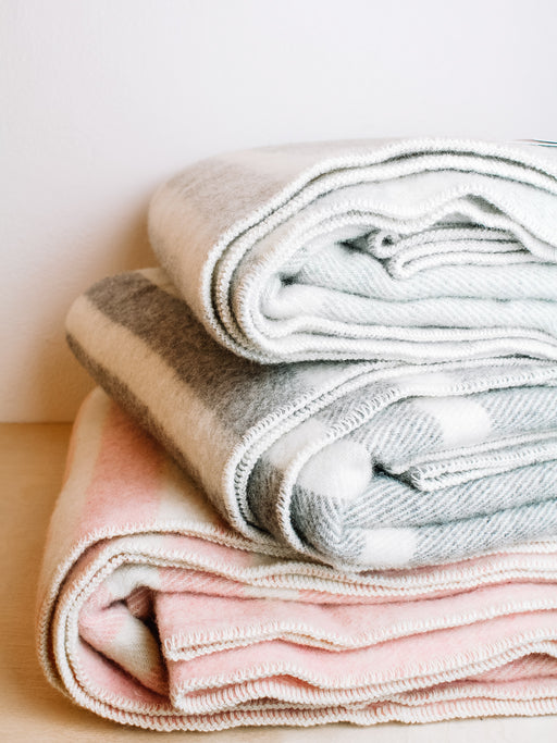 MacAusland - Queen Wool Blanket - Light Grey w/ Cream Stripe